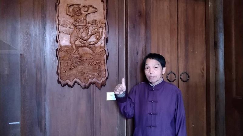 質樸詮釋物象 黃媽慶木雕展刻劃生命天然本色