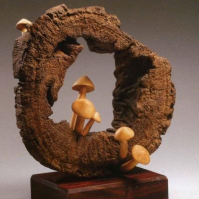 S003 47x40x24cm 2004